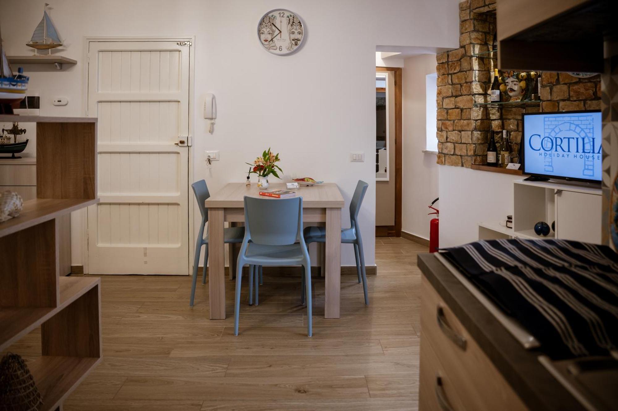 Cortilia Holiday House 체팔루 외부 사진