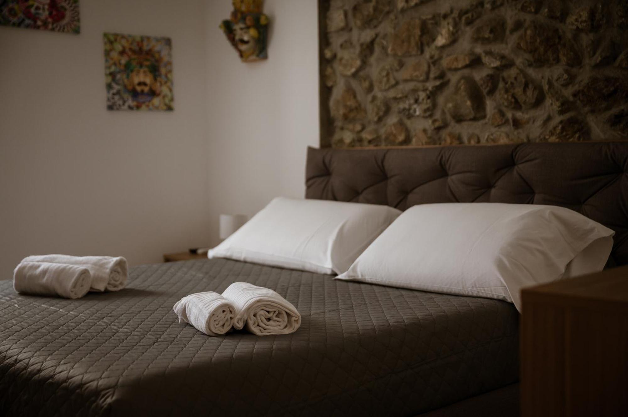 Cortilia Holiday House 체팔루 외부 사진